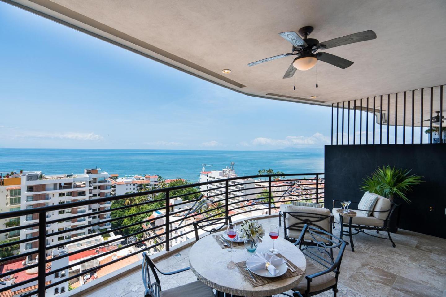 Pinnacle Resorts 180 Puerto Vallarta Bagian luar foto